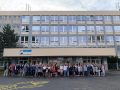 Naši studenti zapojili do mezinárodního Dne obleků (Suit Up Day) a přišli do školy formálně oblečeni.