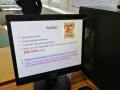 monitor s informacemi o tradičních gumových medvídcích firmy Harribo